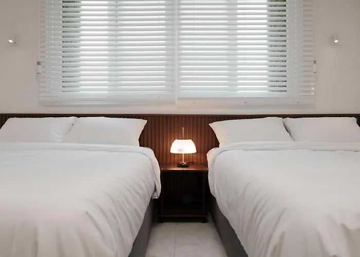 센트럴강남주차가능한3room빌라2호선9호선
