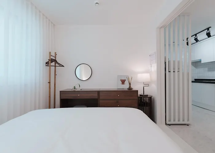 Appartement 센트럴강남주차가능한3room빌라2호선9호선 *
