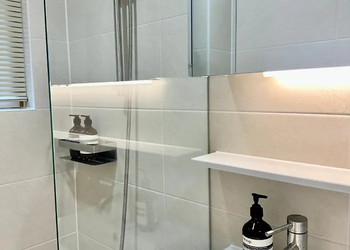 센트럴강남주차가능한3room빌라2호선9호선 Appartement *